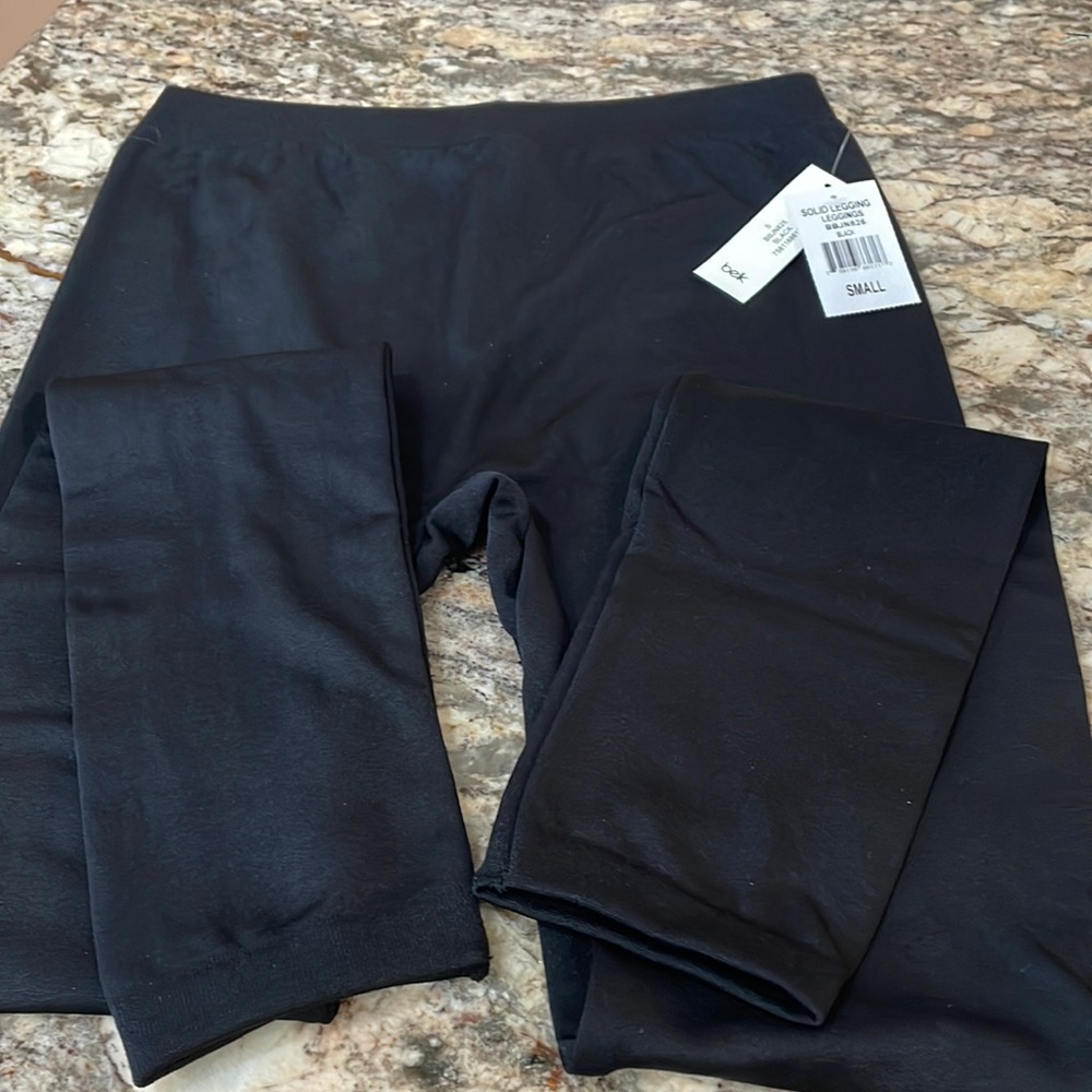 NWT Juniors Planet Gold Fleece Lined Leggings
